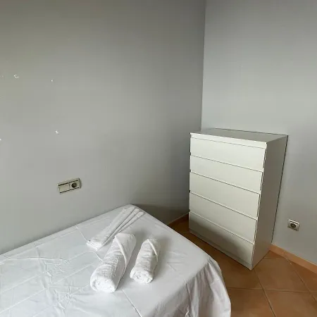 Apartamento En Edificio Albaida, Garaje Y Piscina *